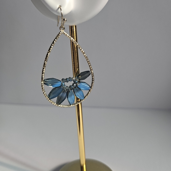 Gold Boho Chic Statement Flower Beaded Earrings - Picture 5 of 6